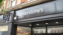 Waterstones’ is to start selling the Kindle e-reader