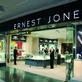 Signet UK sales edge up 1.8% over Christmas