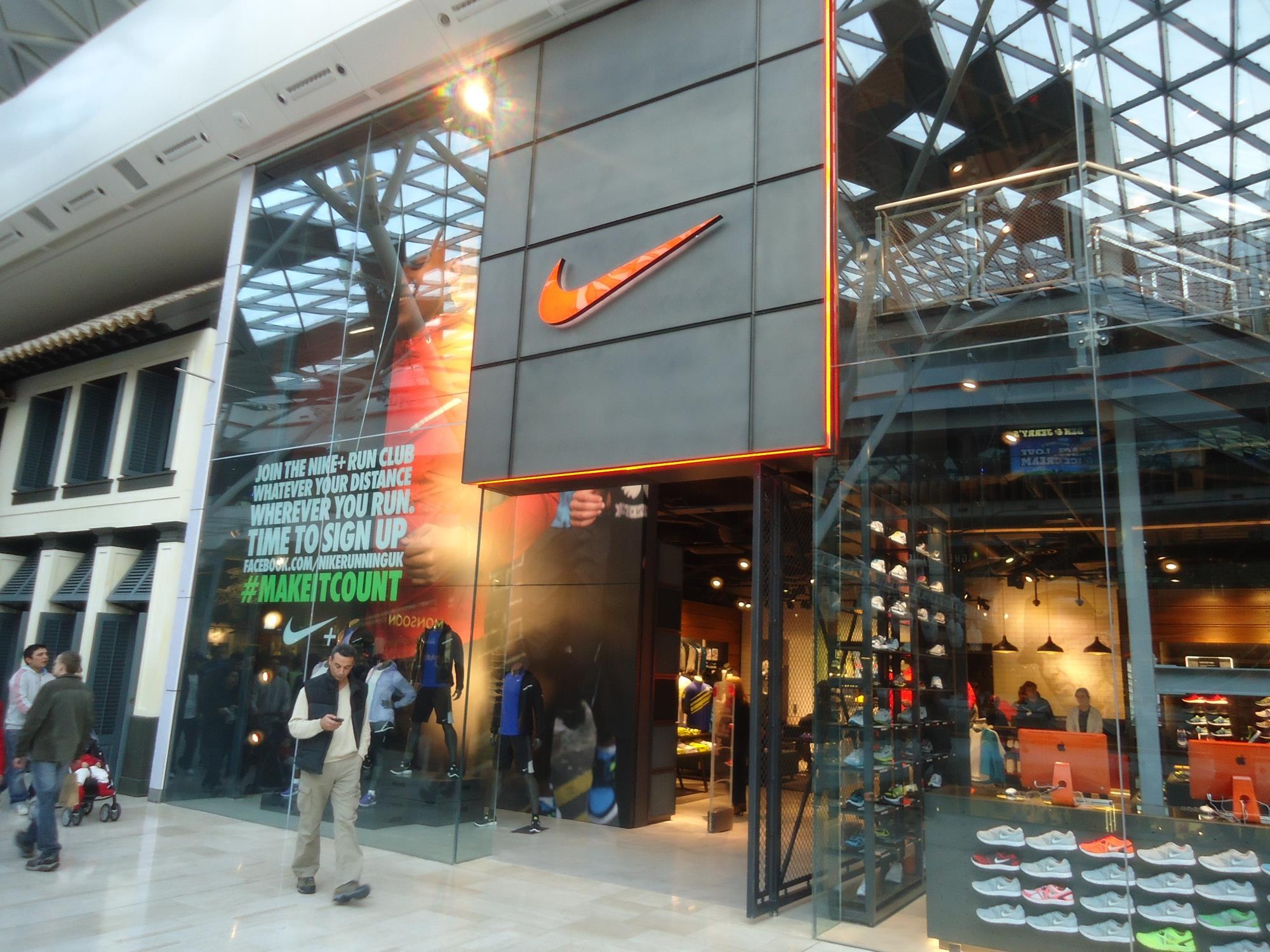 nike store westfield white city